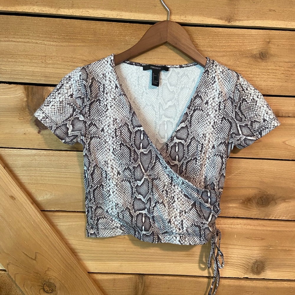 Forever 21 Snakeskin Print Cropped Top